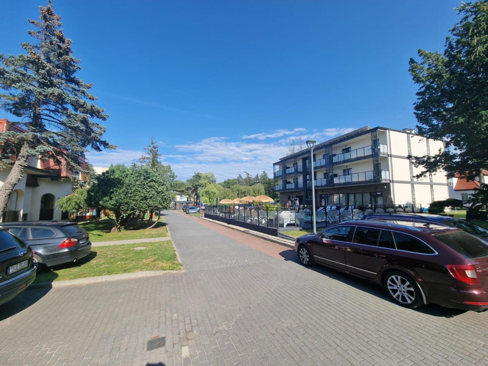 Osrodek Promenada- Domki Jastrzębia Góra エクステリア 写真